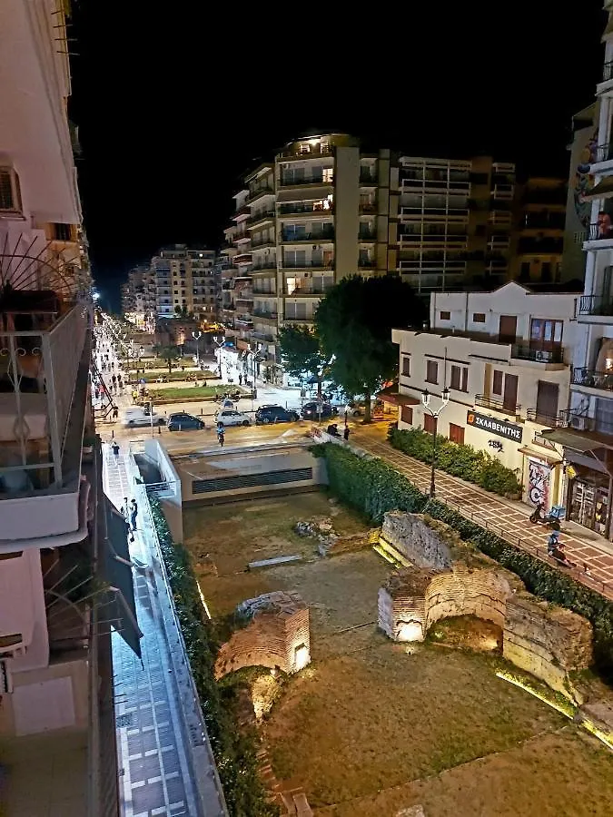 Nava Apartment In The Center Of テッサロニキ 0*,