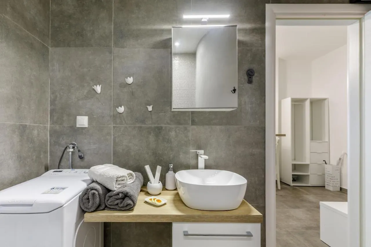 Nava Apartment In The Center Of 테살로니키 0*,